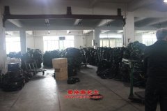 黃海DD5040XZHDM指揮車用的康明斯ISF2.8s4148V發(fā)動(dòng)機(jī)的大修及配件