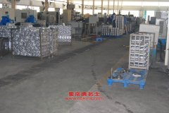 風(fēng)潮HDF5250XXY廂式運(yùn)輸車用的一汽CA6DF2-26發(fā)動(dòng)機(jī)的配件及保養(yǎng)