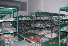 華神DFD1020G2輕型載貨汽車用的綿陽新晨4F18-F發(fā)動(dòng)機(jī)的配件及修理