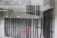 鳳凰FXC5315CPYP63L7T10E蓬式運輸車用的一汽CA6DE3-24E3F發動機的配件及保養