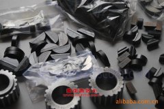 中集ZJV5200XXYAA側簾運輸車用的康明斯ISDe210 30發動機的配件及大修