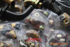 中潔XZL5250GFLA1粉粒物料運輸車用的康明斯C260 20發動機的保養及配件