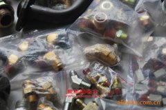 永旋JAT5255GFL粉粒物料運(yùn)輸車用的康明斯C230 20發(fā)動(dòng)機(jī)的配件及修理