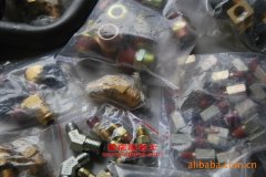 三湘CK5220XXY廂式運(yùn)輸車用的康明斯EQB210-20發(fā)動(dòng)機(jī)的配件及修理