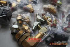 駒王ZJW5251XXYP蓬式運(yùn)輸車(chē)用的濰柴WD615.69發(fā)動(dòng)機(jī)的配件及大修