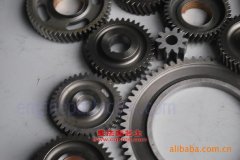 西虎QAC6700Y3客車用的躍進SOFIM8140.43S3發動機的配件及大修