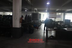 天印NJZ5251GFL3粉粒物料運輸車用的康明斯ISDe230 30發動機的保養及配件