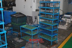 旋風HP3310A9自卸汽車用的東風汽車dCi340-30發動機的配件及大修