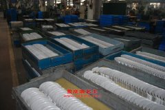 華菱之星HN6120H客車用的康明斯ISLE+325 30發動機的配件及保養