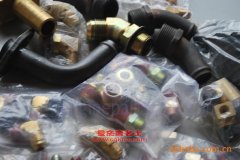 實力JCC6752客車用的玉柴YC4E140-30發動機的配件及修理